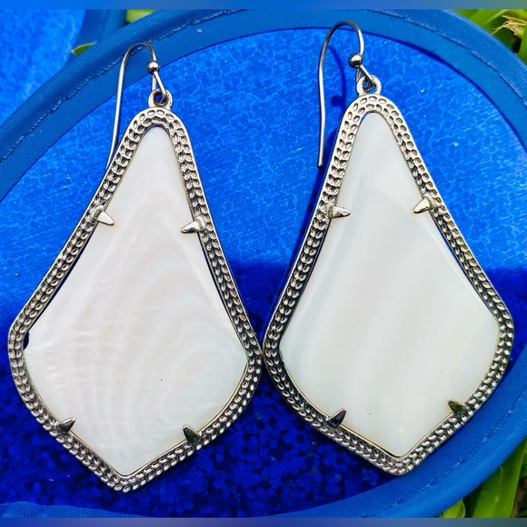 Kendra Scott Alexandra Earrings - Picture 2 of 4